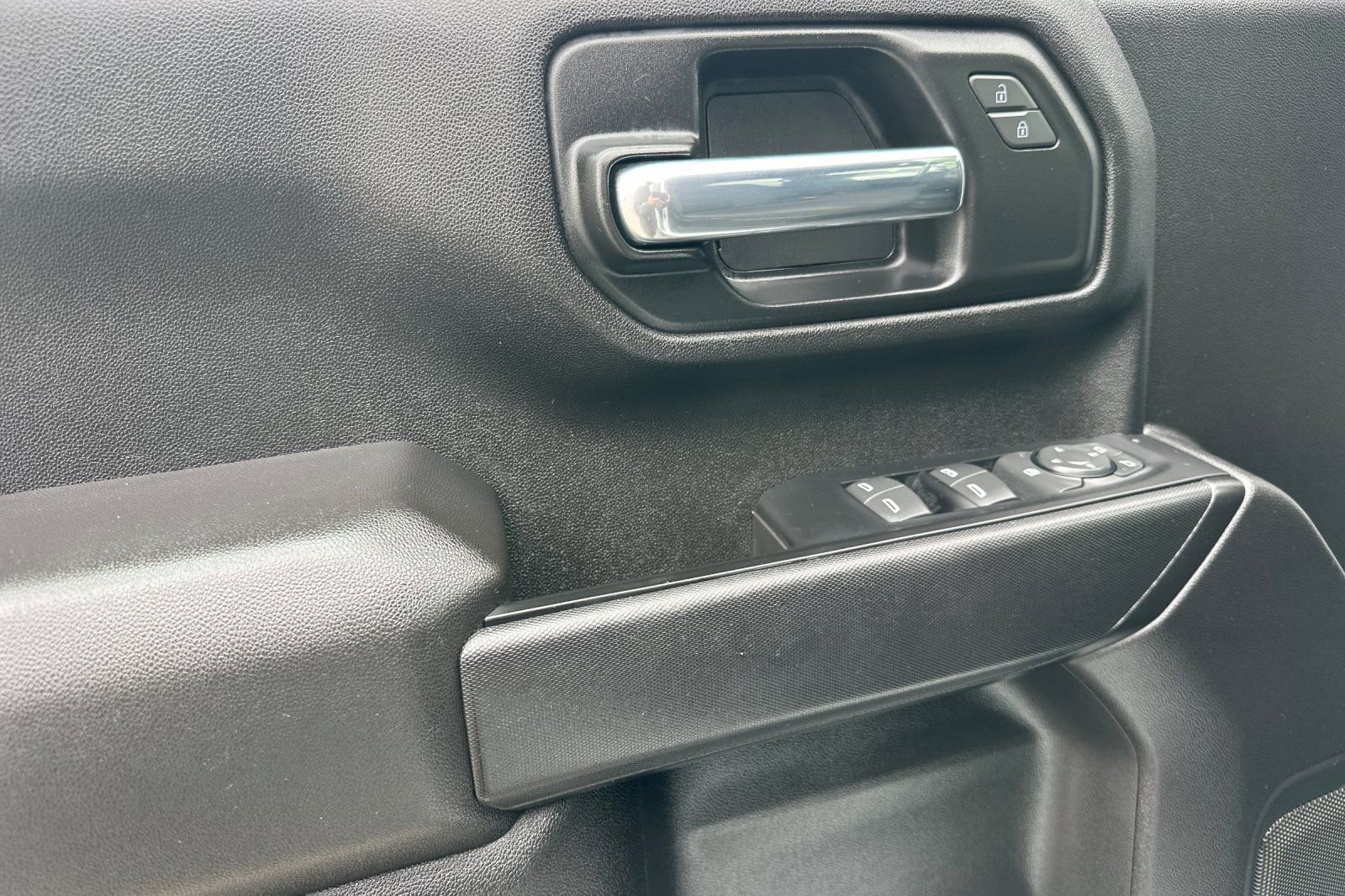 Used 2023 Chevrolet Silverado 2500 W/T w/ WT Convenience Package image 11