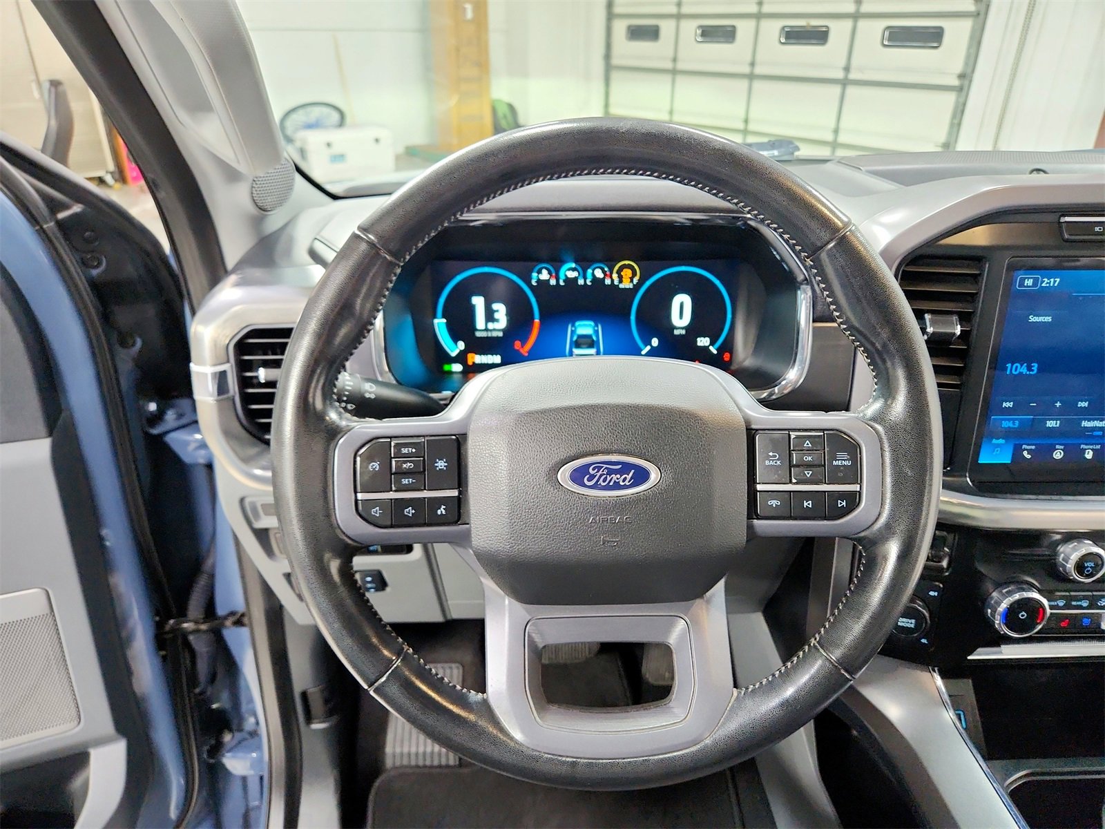 Used 2023 Ford F150 Lariat image 23