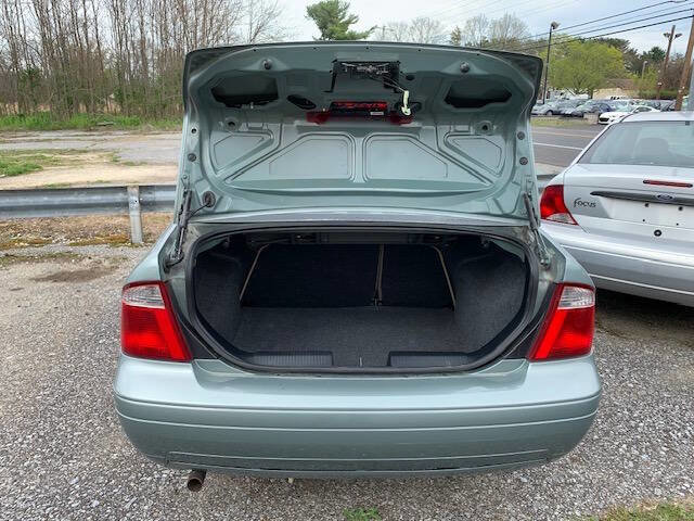 Used 2005 Ford Focus SE image 13