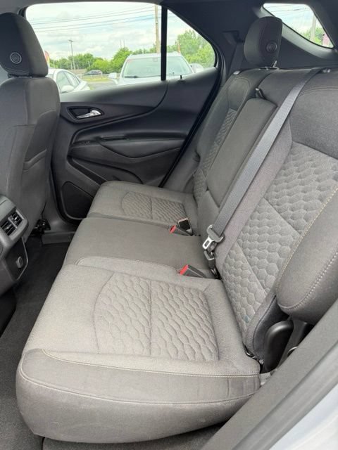 Used 2018 Chevrolet Equinox LT FWD image 21