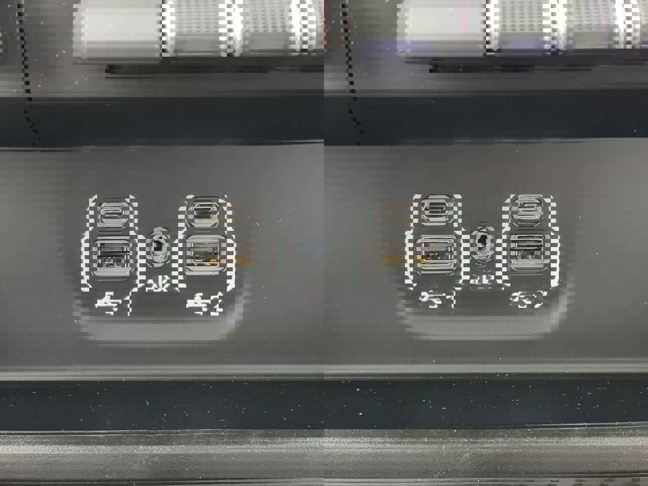 Used 2022 RAM 2500 Big Horn w/ Level C Equiment Group image 23