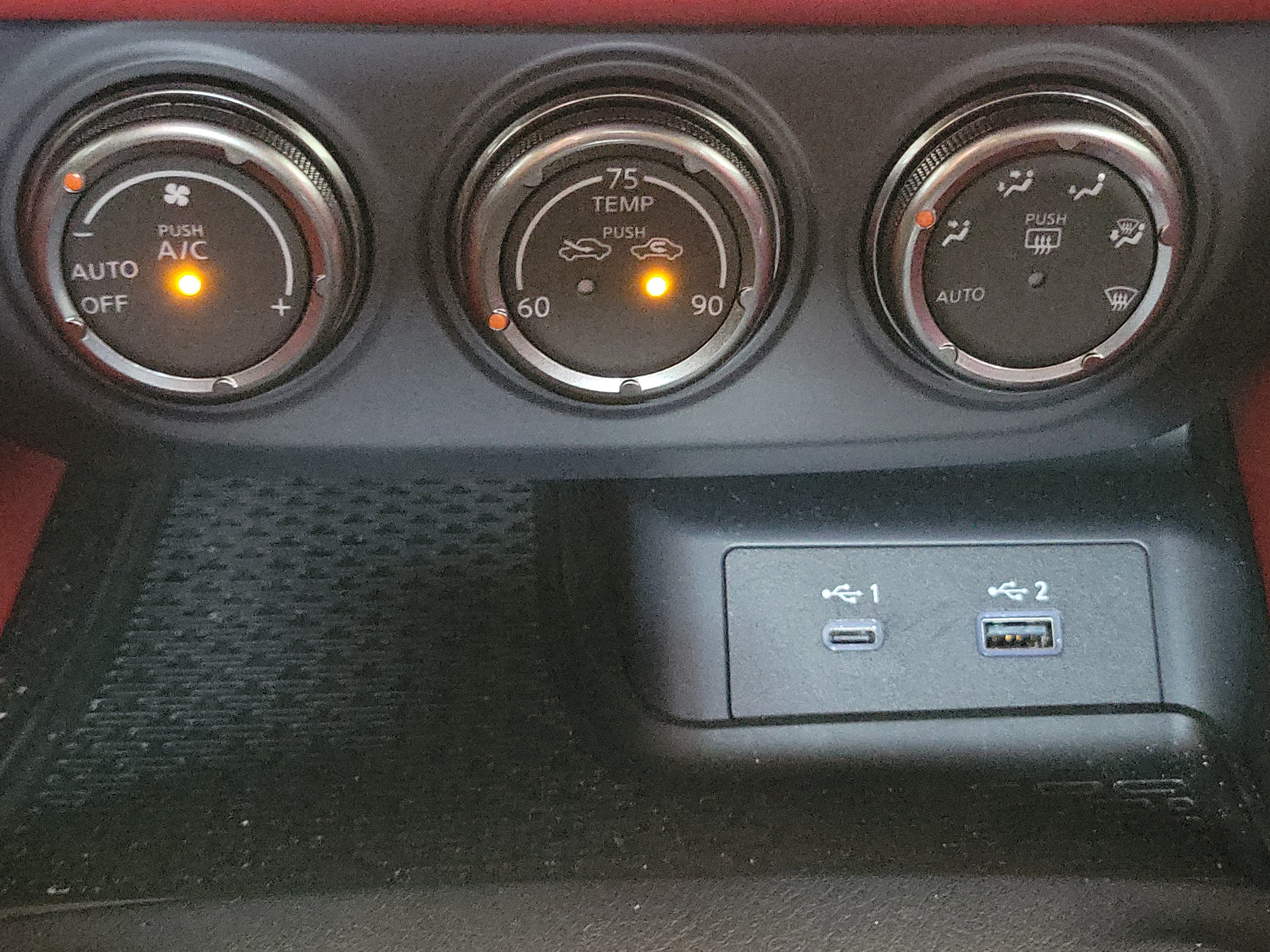 Used 2024 Nissan Z Performance w/ Floor Mat Package RWD image 23
