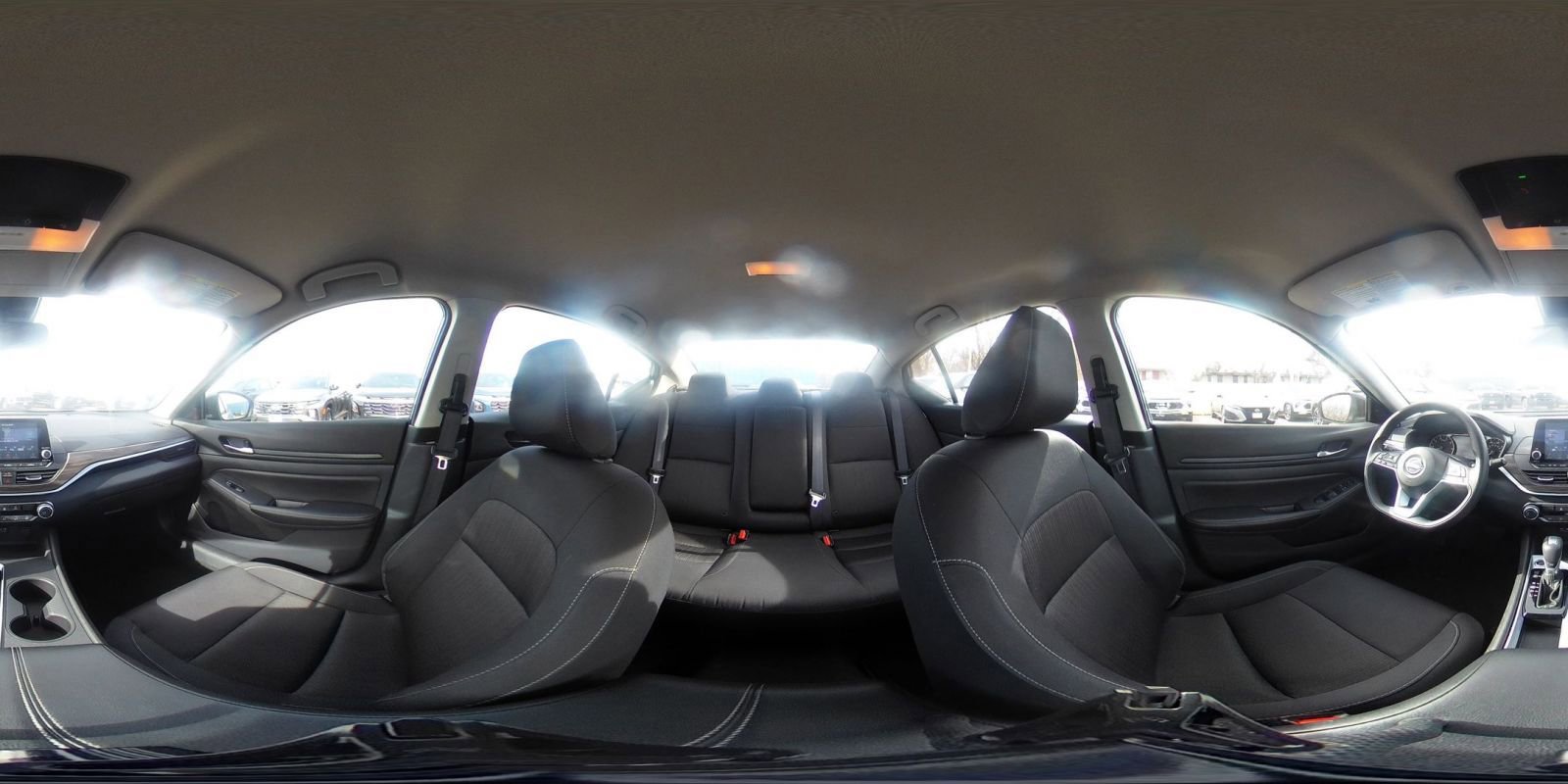 Used 2025 Nissan Altima 2.5 SV image 41