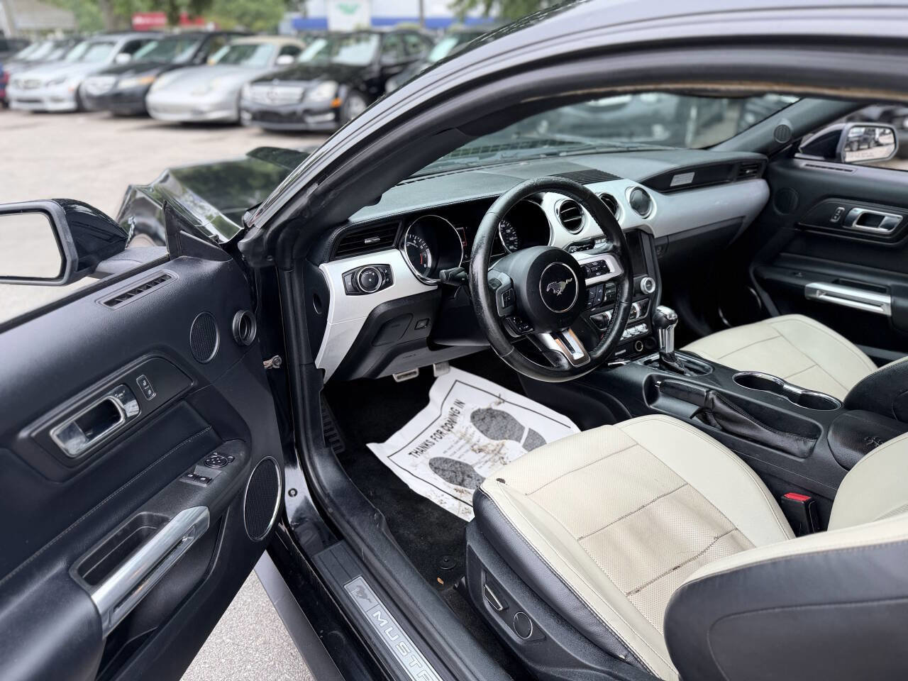 Used 2017 Ford Mustang Premium RWD image 9