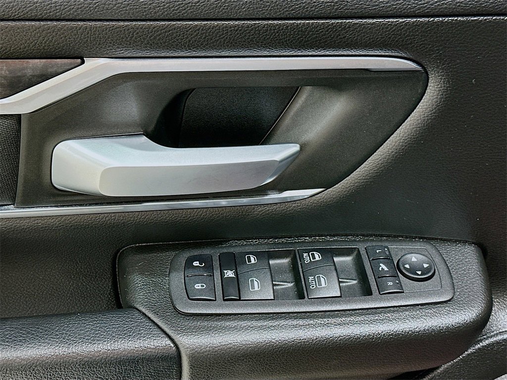 Used 2024 RAM 1500 Lone Star image 17