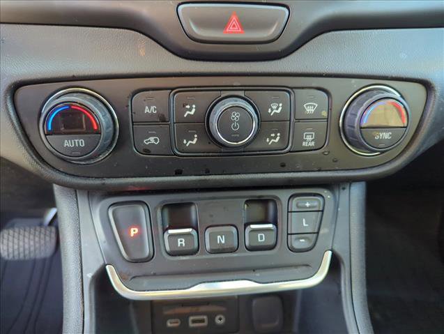 Used 2019 GMC Terrain Denali w/ Advanced Safety Package image 19