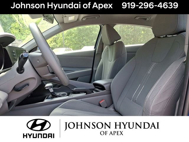 Certified 2022 Hyundai Elantra SEL FWD image 12