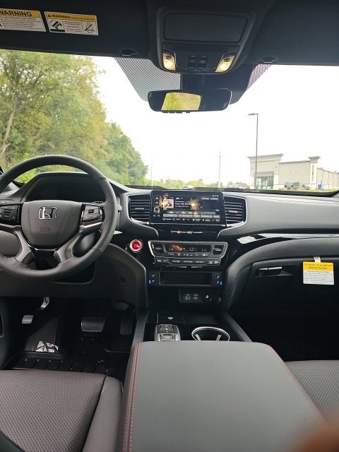 New 2026 Honda Ridgeline Black Edition image 5