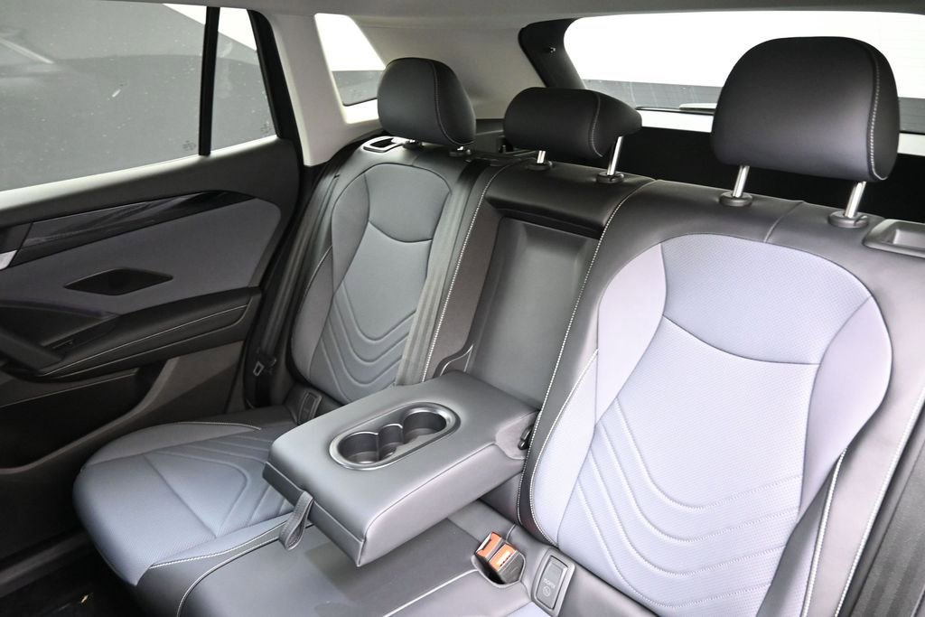 New 2026 Volkswagen Tiguan SE AWD/4WD image 20