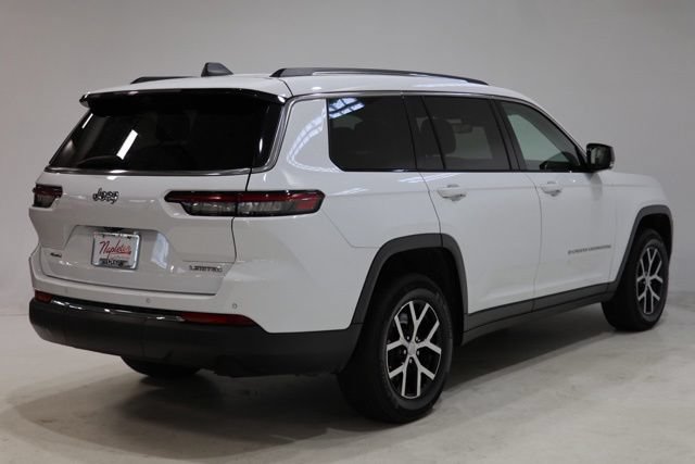 Used 2023 Jeep Grand Cherokee L Limited w/ Luxury Tech Group II AWD/4WD image 8