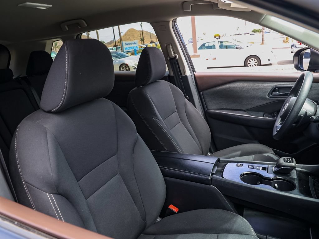 Used 2023 Nissan Rogue S FWD image 21