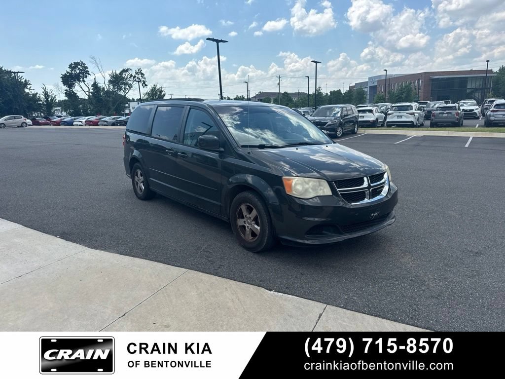 Used 2012 Dodge Grand Caravan SXT FWD image 2