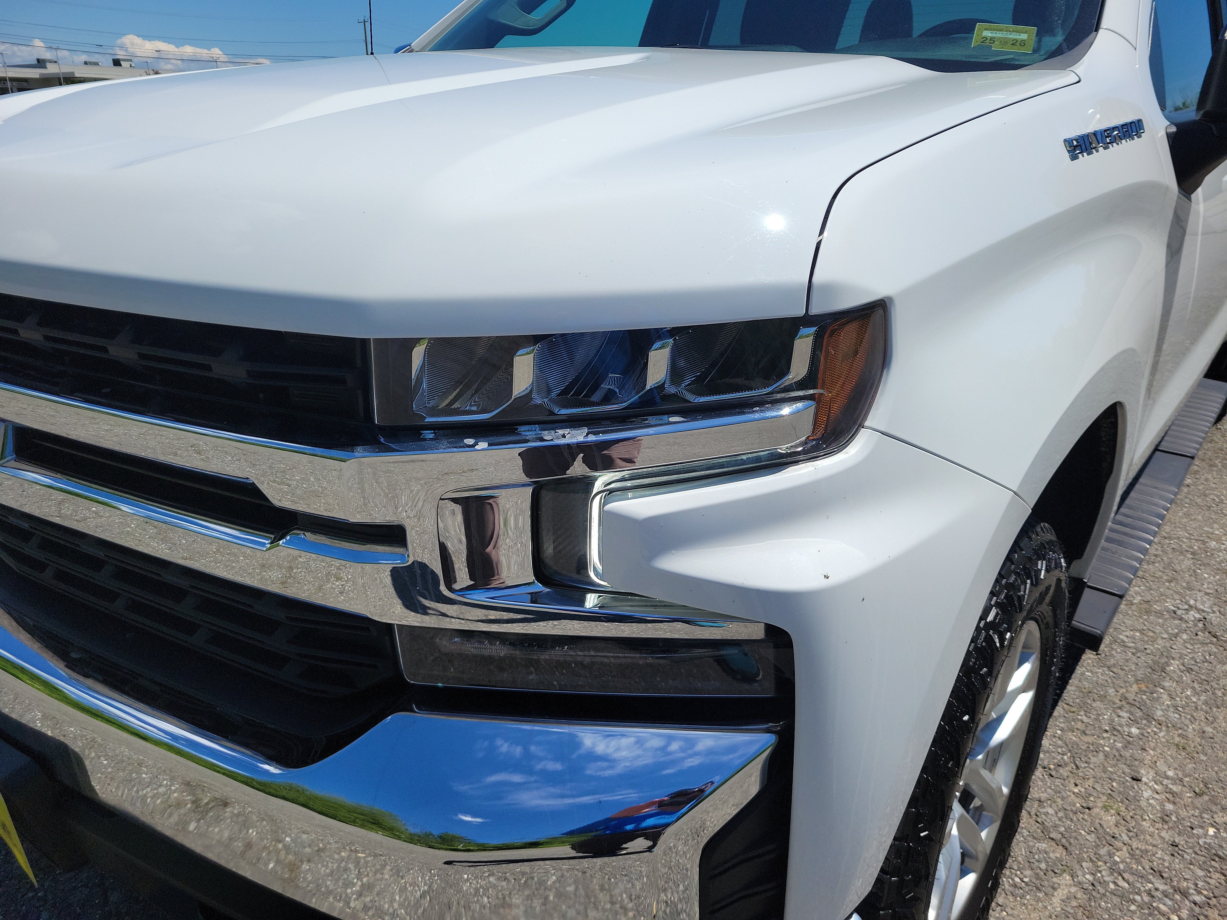 Used 2021 Chevrolet Silverado 1500 LT AWD/4WD image 9