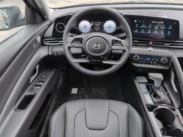 New 2026 Hyundai Elantra Limited FWD image 15