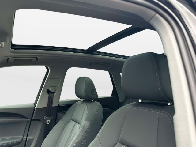 Certified 2025 Audi Q5 Premium AWD/4WD image 22