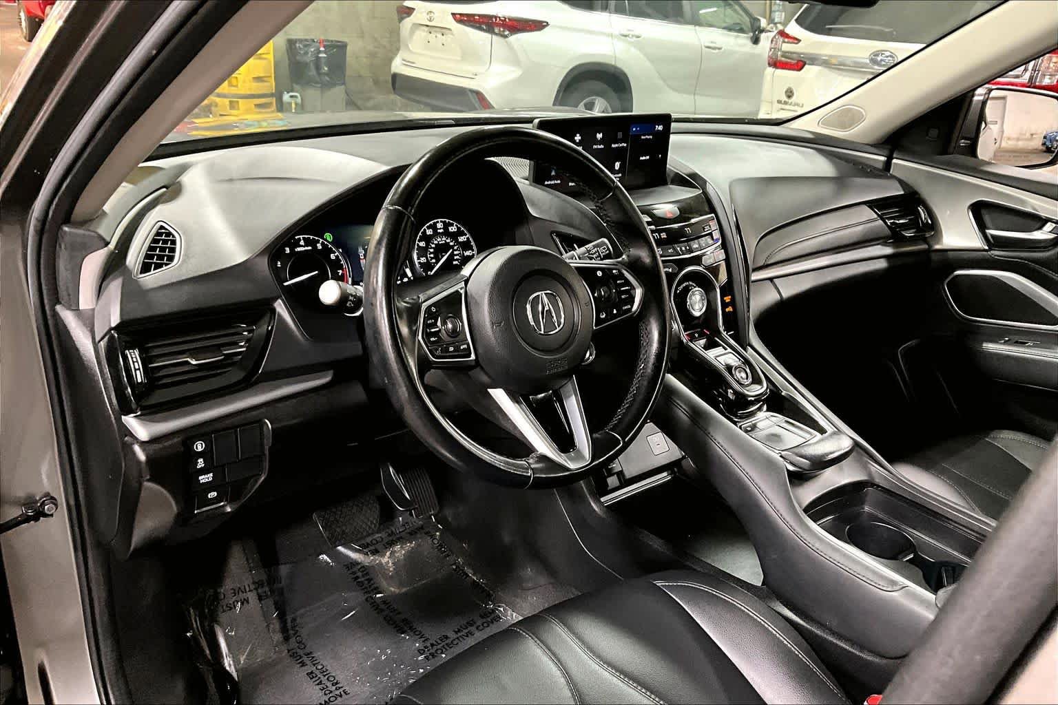 Used 2024 Acura RDX SH-AWD image 18