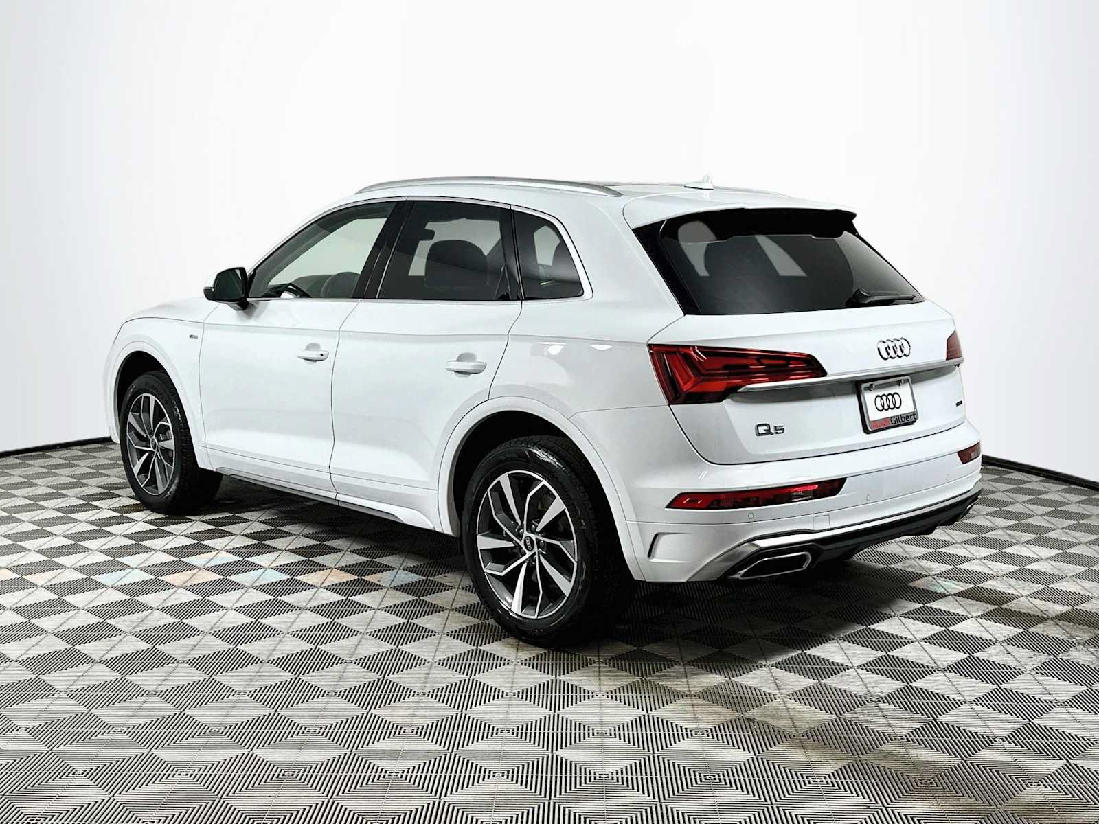 Certified 2023 Audi Q5 2.0T Premium Plus w/ Premium Plus Package AWD/4WD image 5