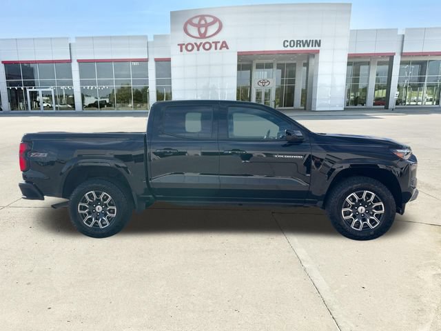 Used 2024 Chevrolet Colorado Z71 w/ Z71 Convenience Package 2 AWD/4WD image 6