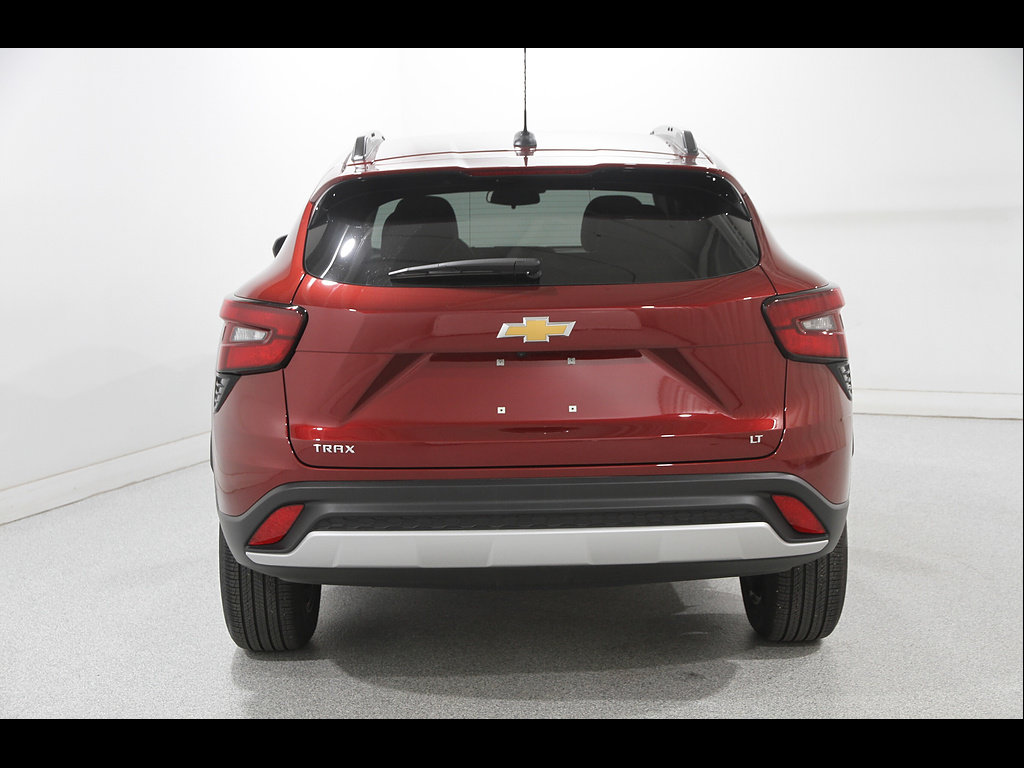 Certified 2024 Chevrolet Trax LT w/ Driver Confidence Package FWD image 19