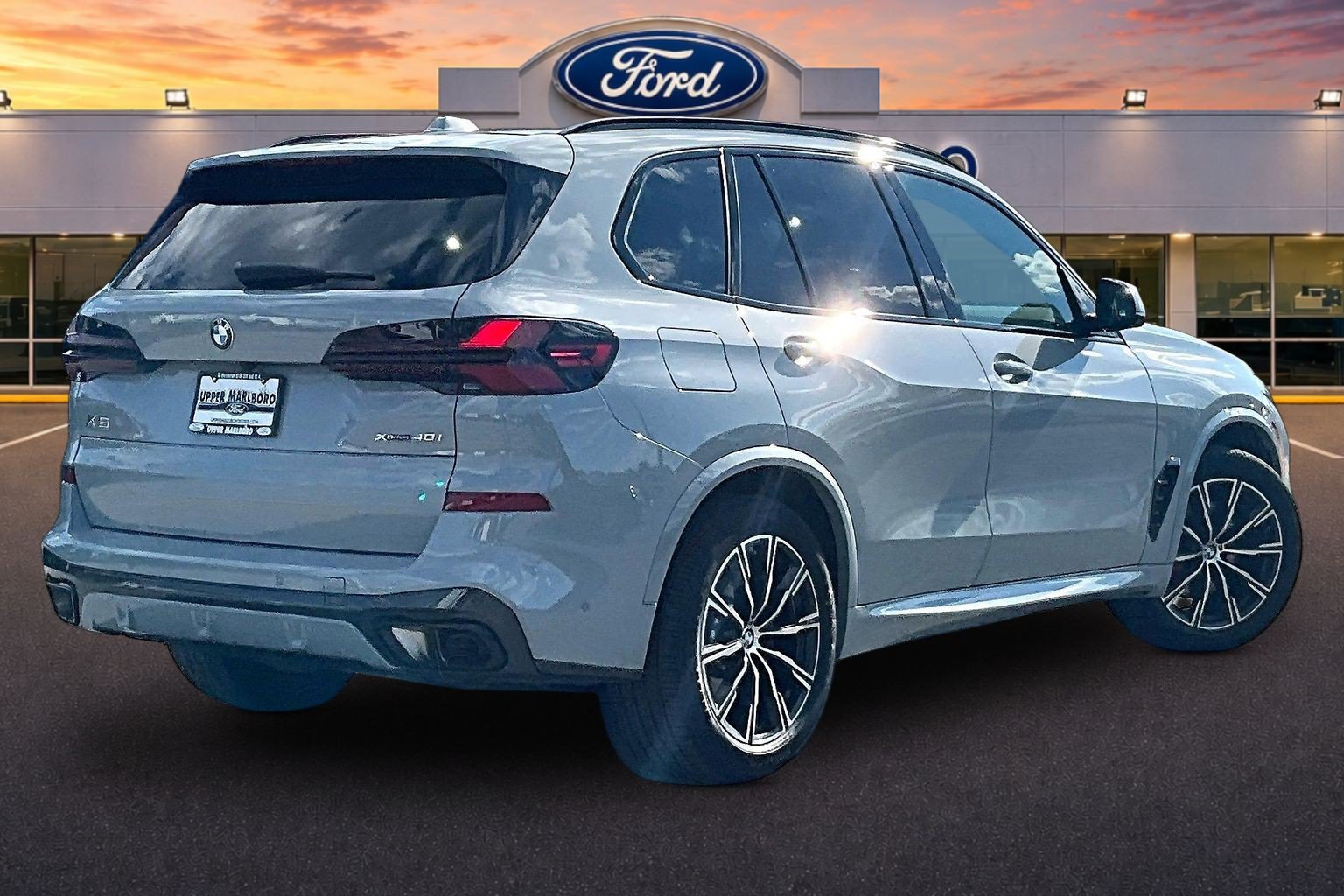 Used 2026 BMW X5 xDrive40i w/ M Sport Package AWD/4WD image 13