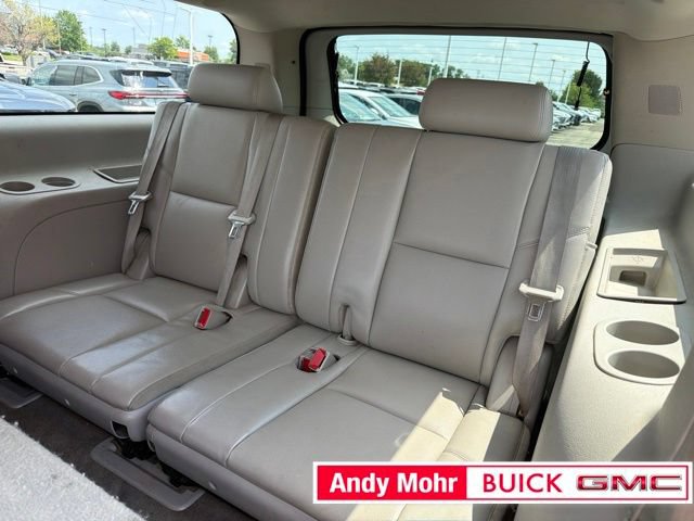 Used 2012 GMC Yukon XL SLT w/ SLT-2 Equipment Package AWD/4WD image 19