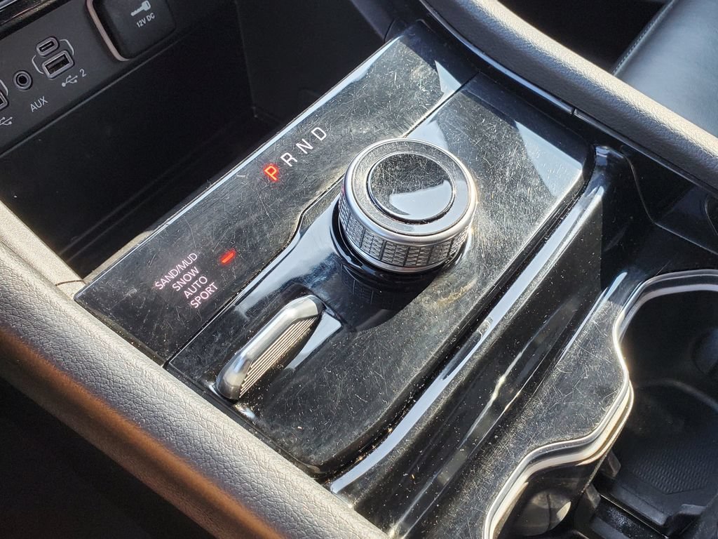 Used 2023 Jeep Grand Cherokee L Limited AWD/4WD image 36
