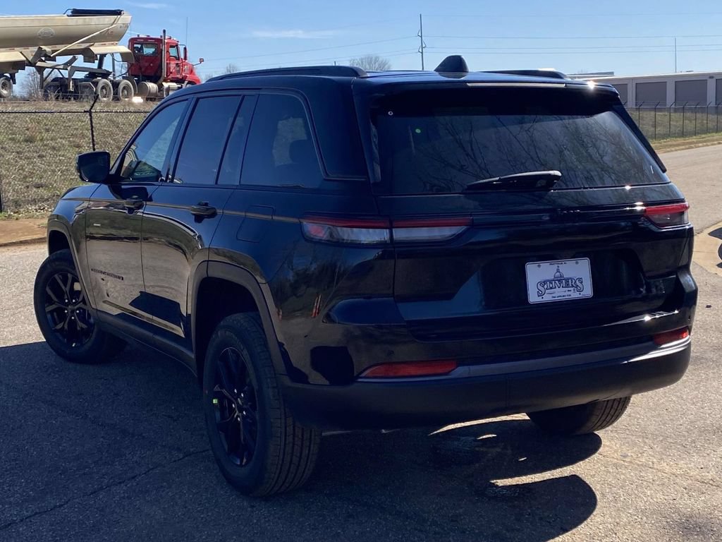 New 2026 Jeep Grand Cherokee Limited w/ Limited Altitude Package RWD image 30