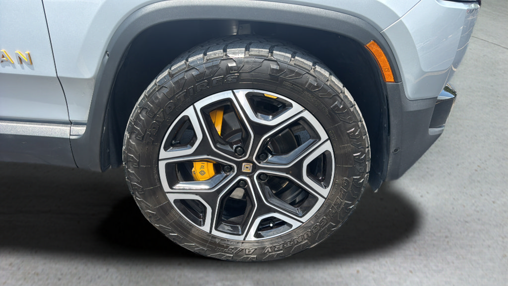 Used 2023 Rivian R1T Launch Edition AWD/4WD image 20