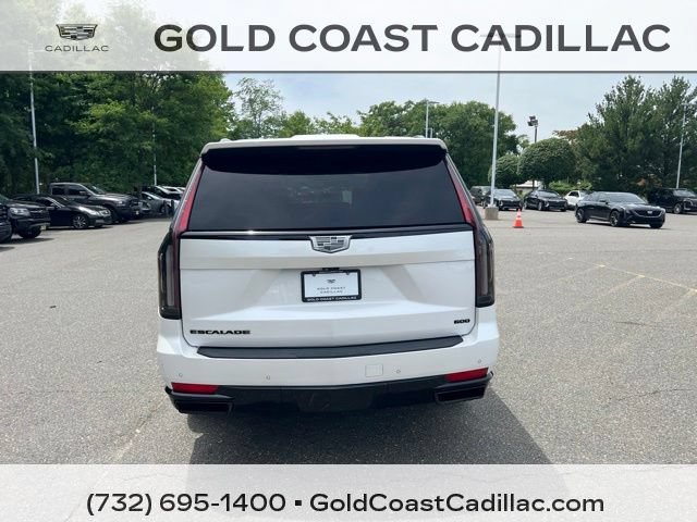 Used 2021 Cadillac Escalade Sport w/ Driver Assist Tech Package AWD/4WD image 3