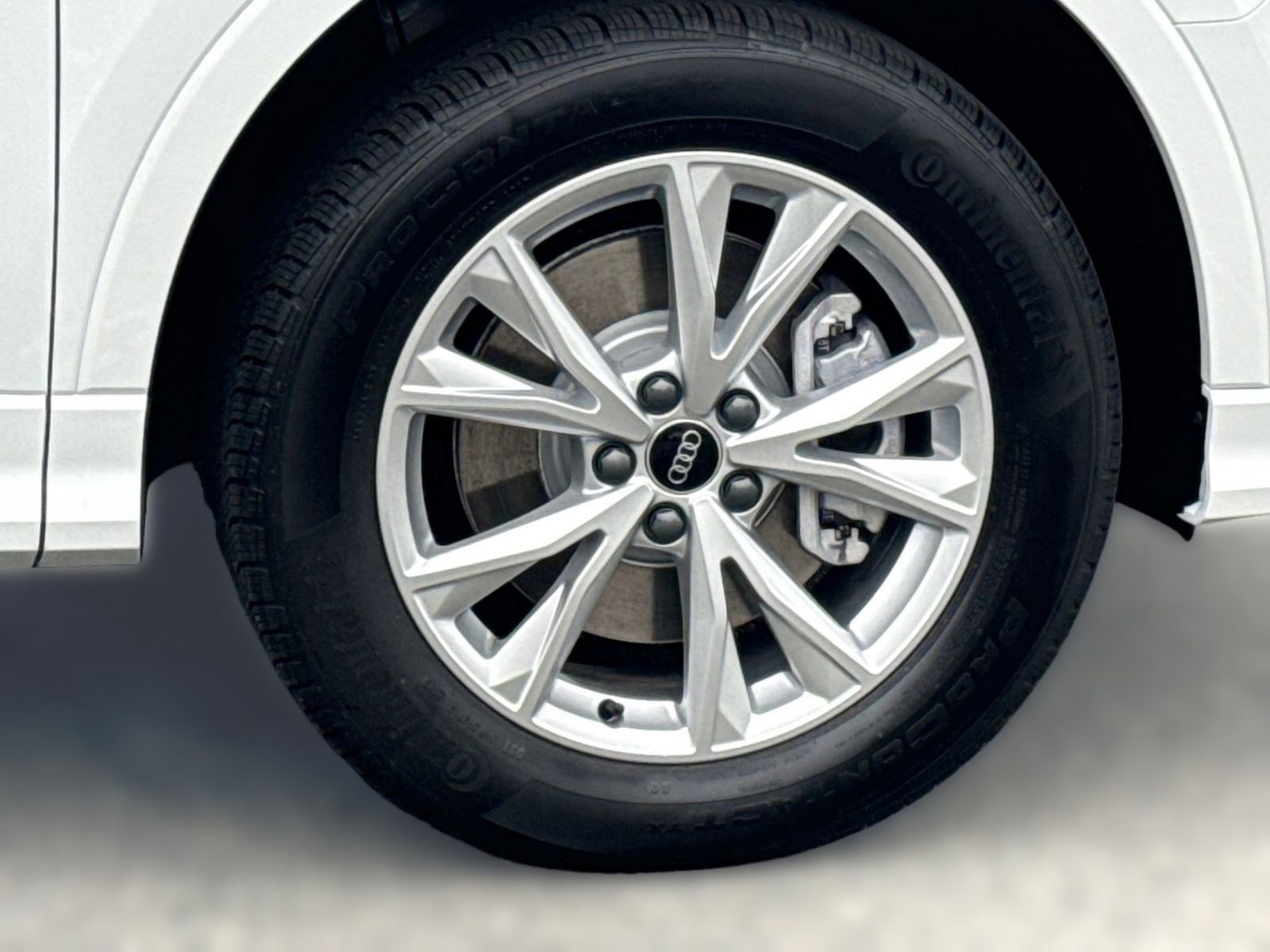 New 2025 Audi Q3 2.0T Premium image 11