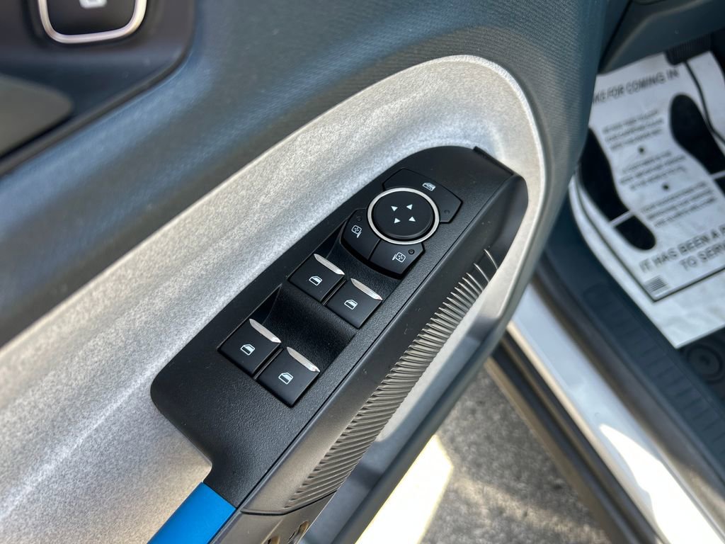 Used 2025 Ford Maverick XLT AWD/4WD image 13