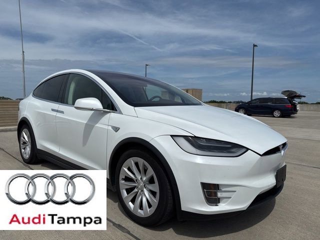 Used 2016 Tesla Model X 90D image 1