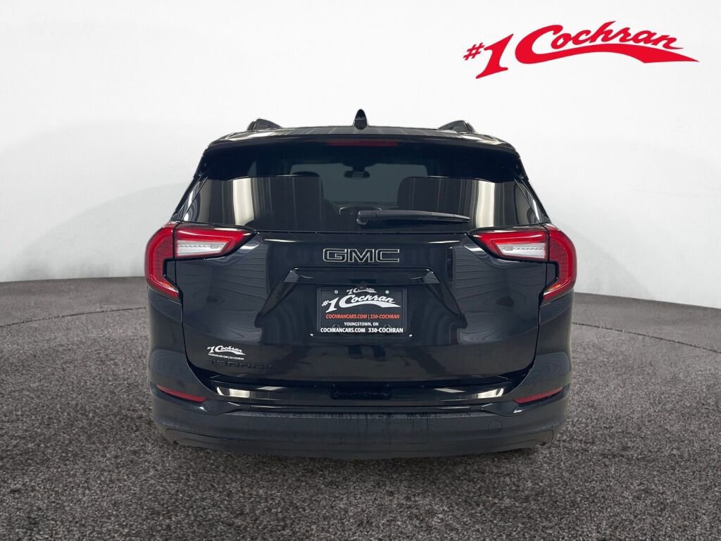 Certified 2022 GMC Terrain SLE w/ Driver Convenience Package image 5