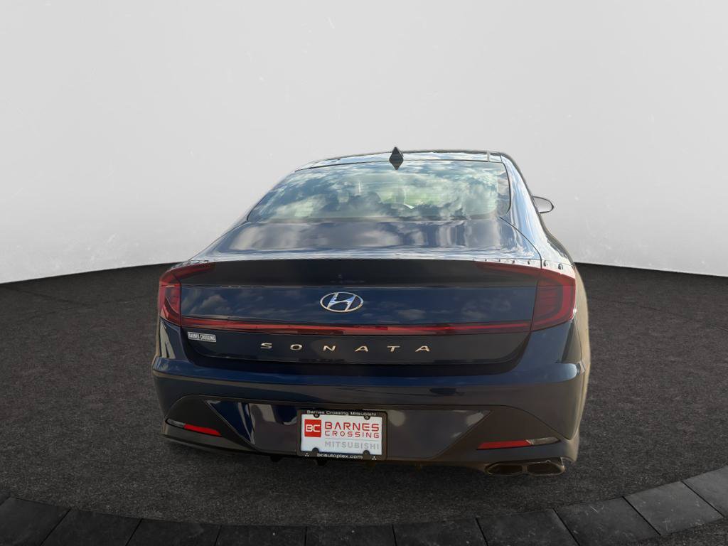 Used 2020 Hyundai Sonata SEL w/ Convenience + Sunroof Package FWD image 2