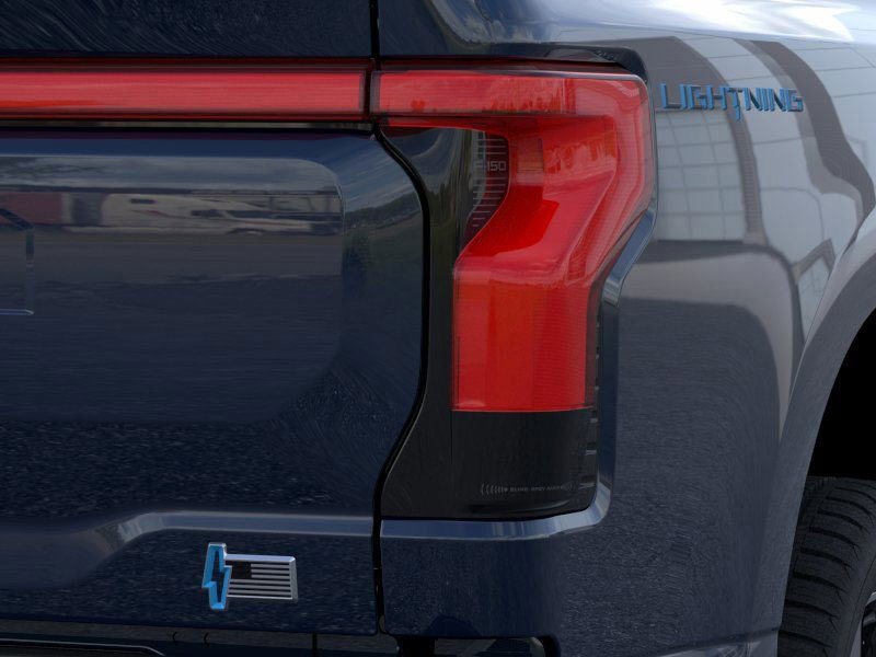 New 2023 Ford F150 Lightning Platinum image 21