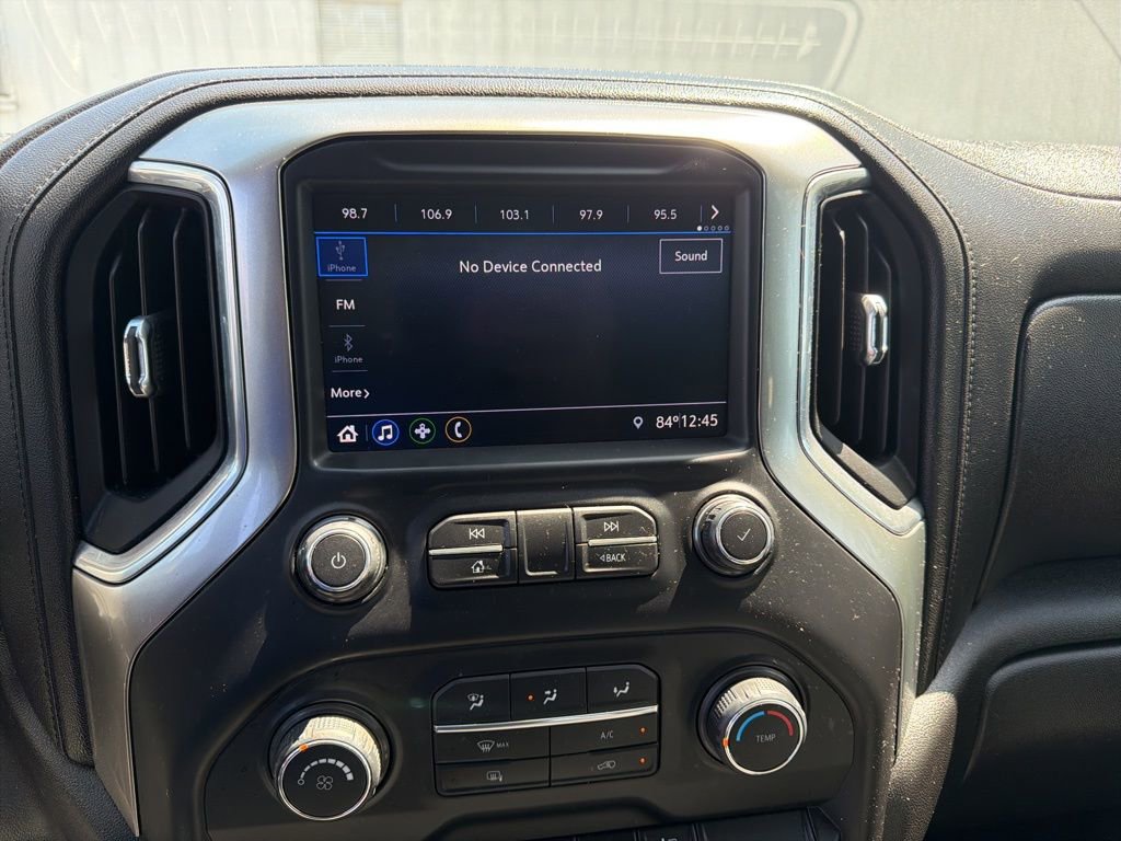 Used 2020 Chevrolet Silverado 1500 LT image 12