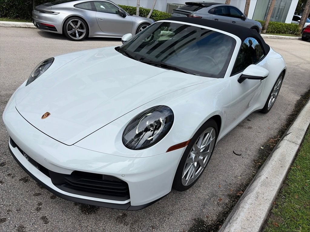 Certified 2025 Porsche 911 Carrera RWD image 10