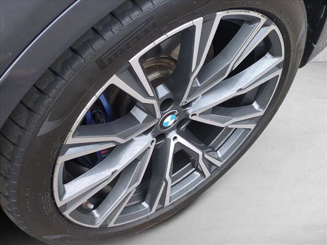 Used 2020 BMW X7 M50i w/ Dynamic Handling Package image 8