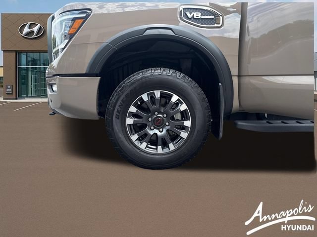 Used 2023 Nissan Titan PRO-4X AWD/4WD image 27