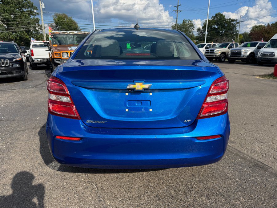 Used 2017 Chevrolet Sonic LT FWD image 4