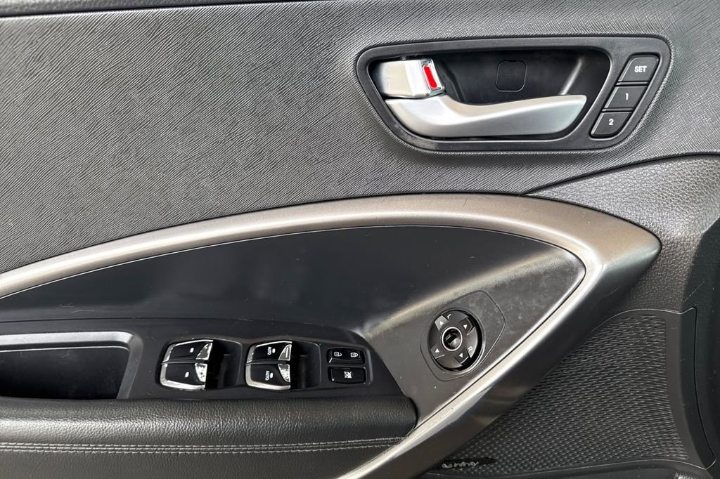 Used 2018 Hyundai Santa Fe Sport image 8