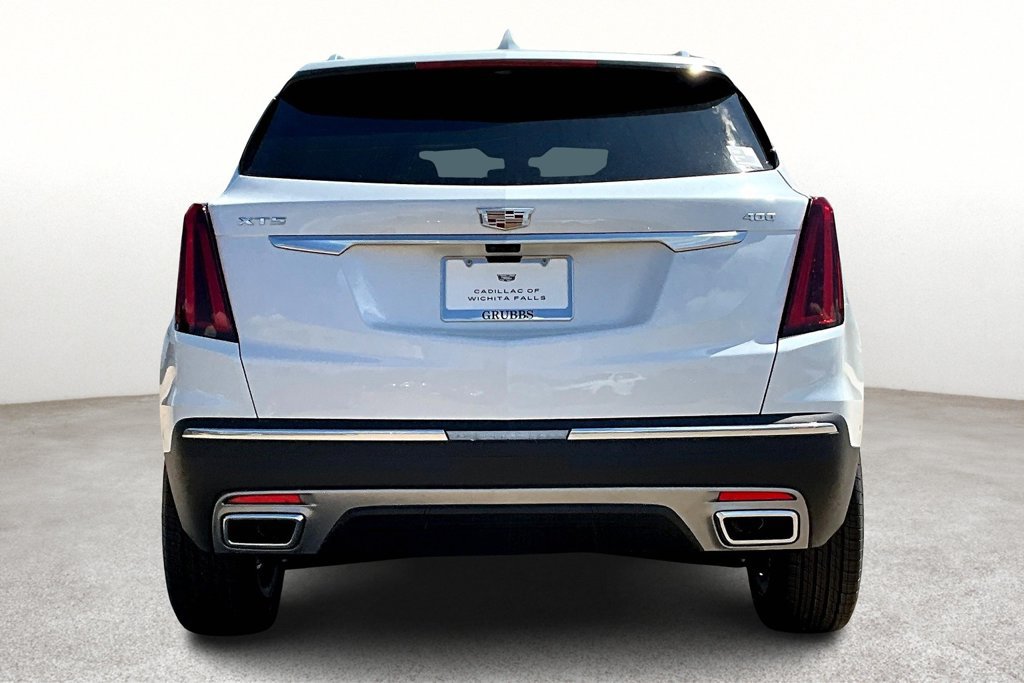 New 2025 Cadillac XT5 Premium Luxury w/ Technology Package FWD image 4