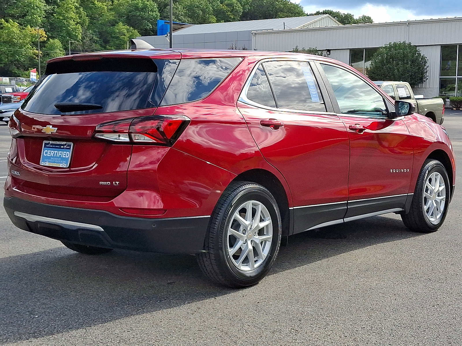Used 2023 Chevrolet Equinox LT image 7