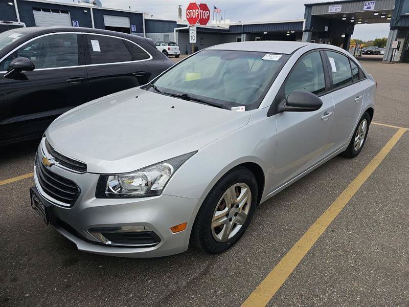 Used 2015 Chevrolet Cruze LS FWD image 1