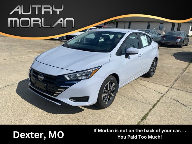 New 2025 Nissan Versa SV w/ Trunk Package