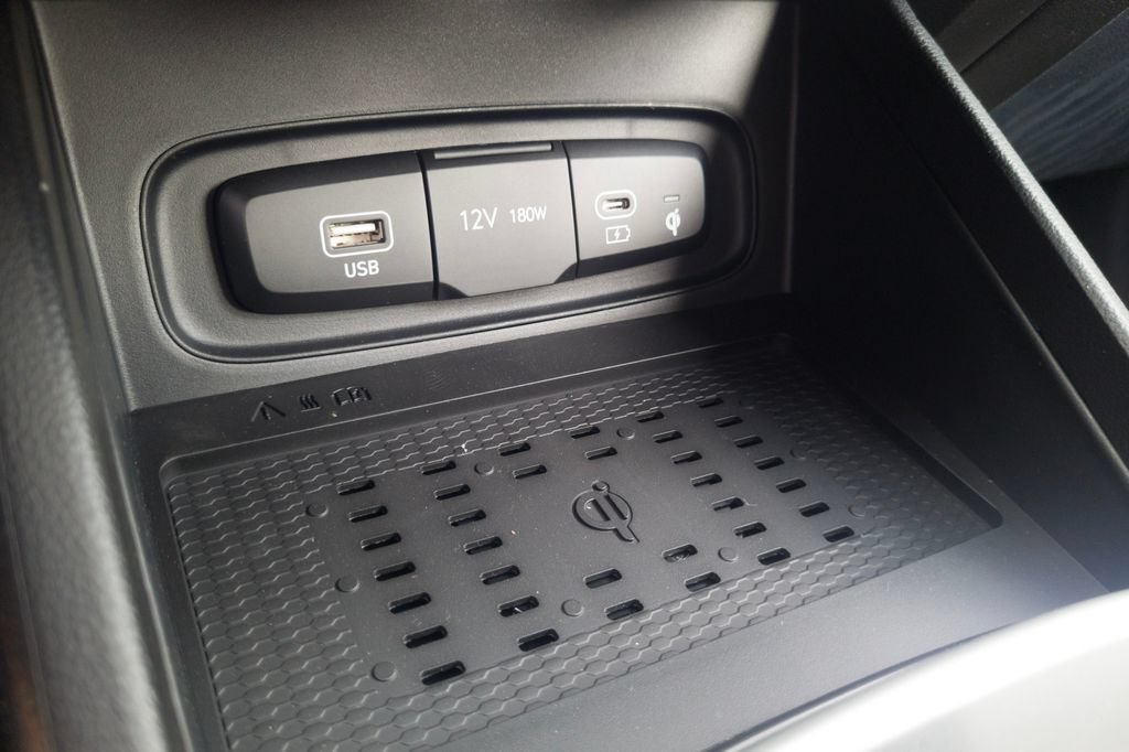New 2026 Hyundai Venue SEL FWD image 20