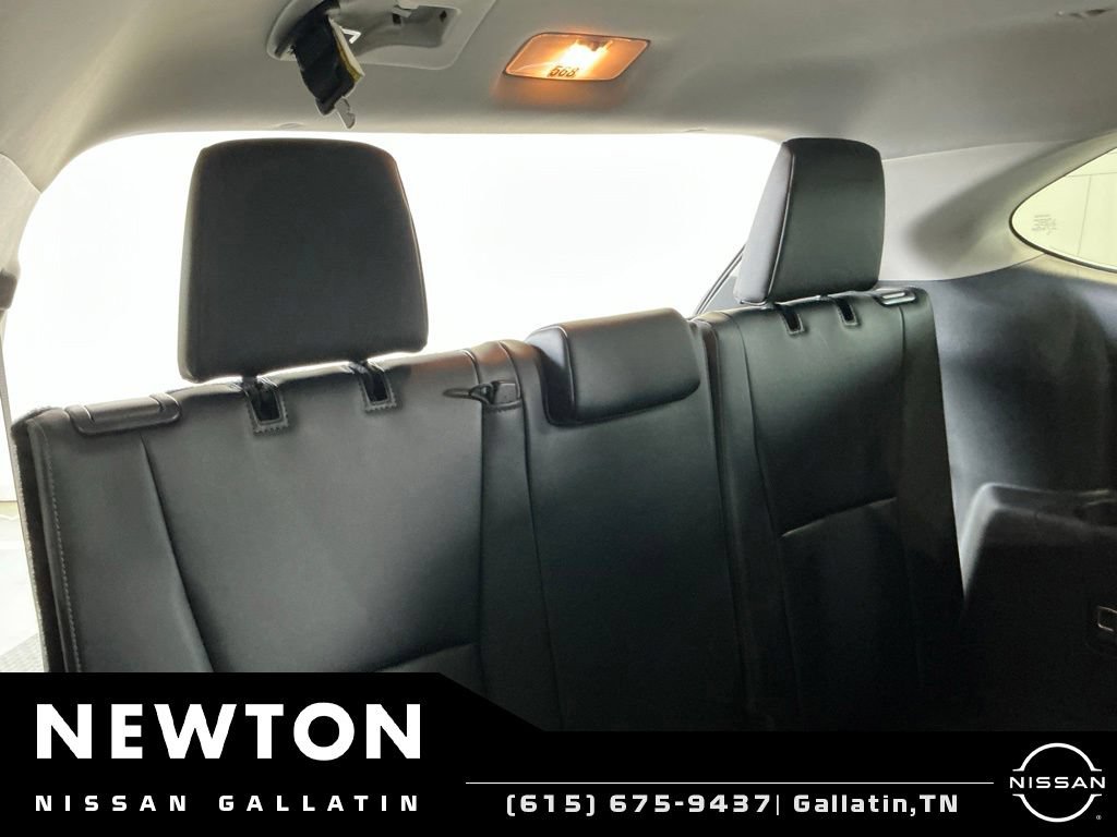 Used 2023 Toyota Highlander Platinum AWD/4WD image 27