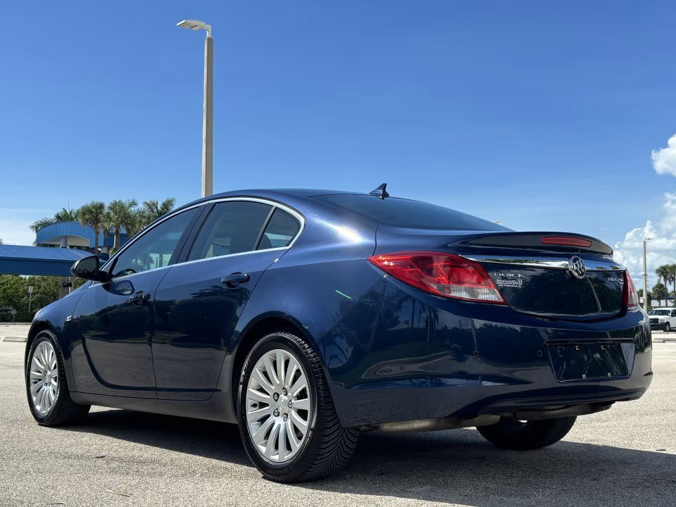 Used 2011 Buick Regal CXL w/ RL3 Preferred Equipment Group FWD image 6