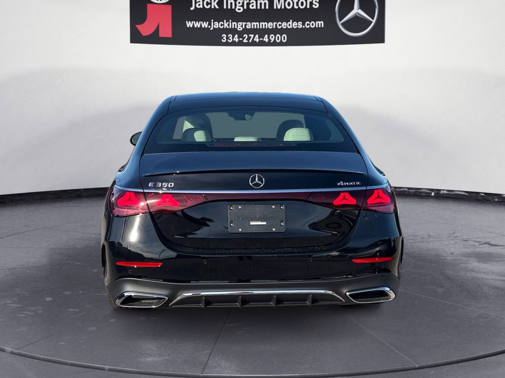 New 2026 Mercedes-Benz E 350 4MATIC Sedan image 4