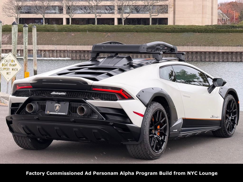 Used 2024 Lamborghini Huracan Sterrato image 5